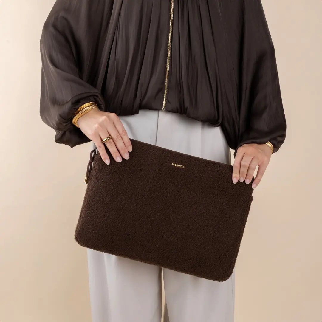 Selencia Teddy Sleeve Laptophoes 14" - Choco Brown