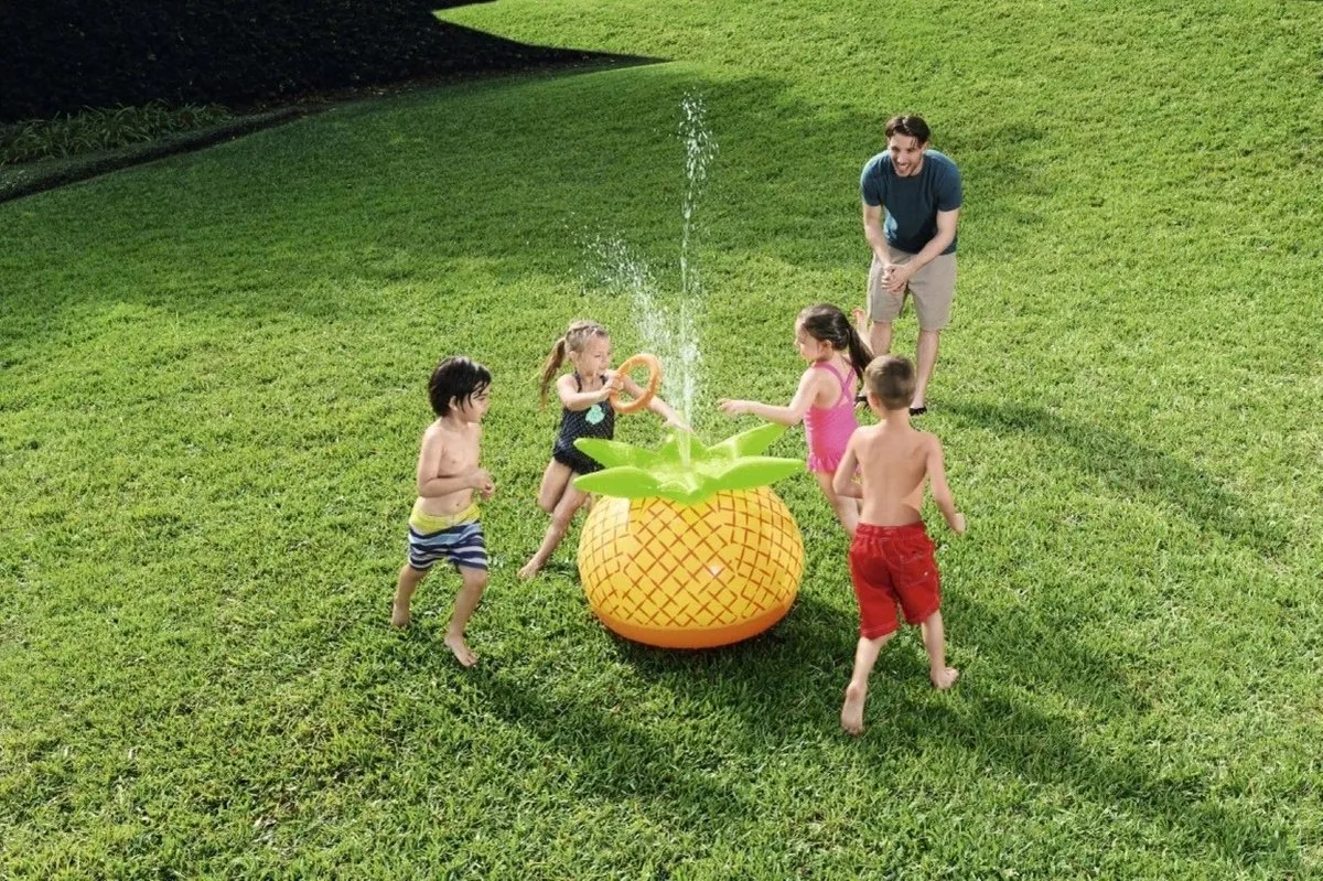 Bestway Ananas Waterspeelgoed Sprinkler - 81x76x64cm - Groen/Geel/Oranje