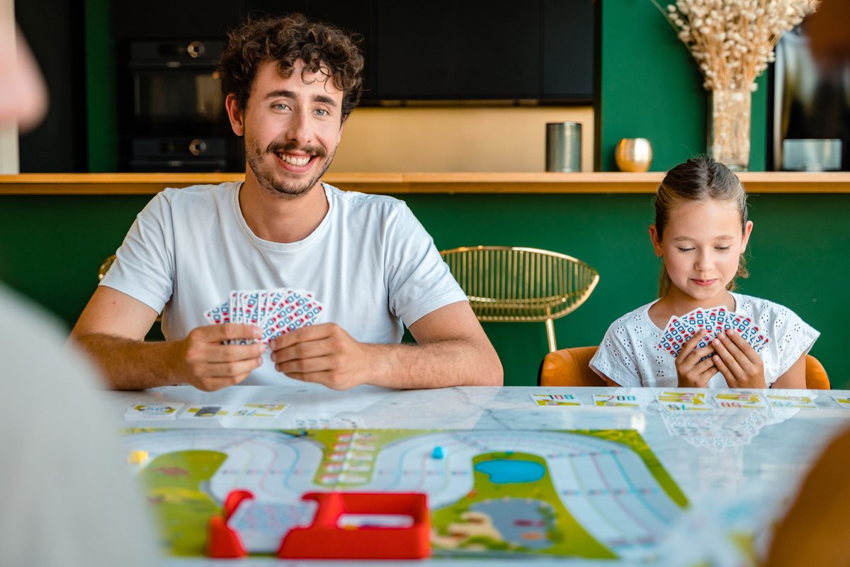 Jumbo 1000KM Bordspel - Gezelschapsspel voor kinderen