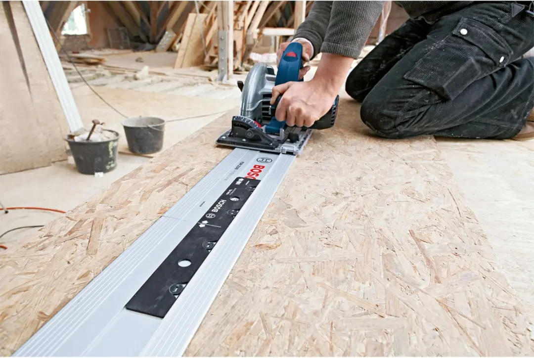 Bosch Professional GKS 85 G Cirkelzaag 235mm - 2200W - L-Boxx