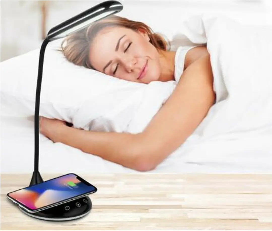 Grundig LED Tafellamp met Draadloos Opladen - 800 Lumen - Zwart