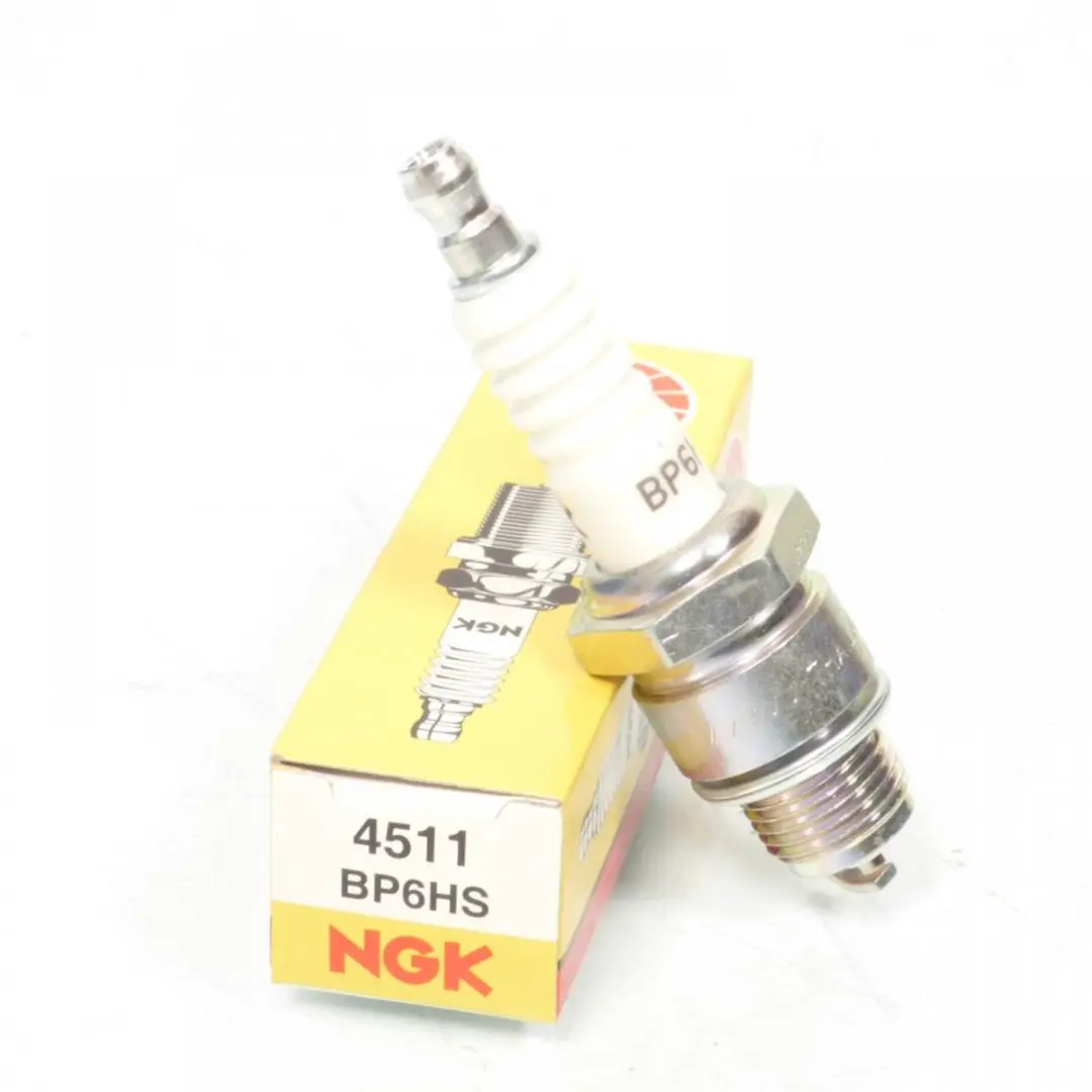NGK Bougie D'Allumage 50 Or - Suzuki - Wit
