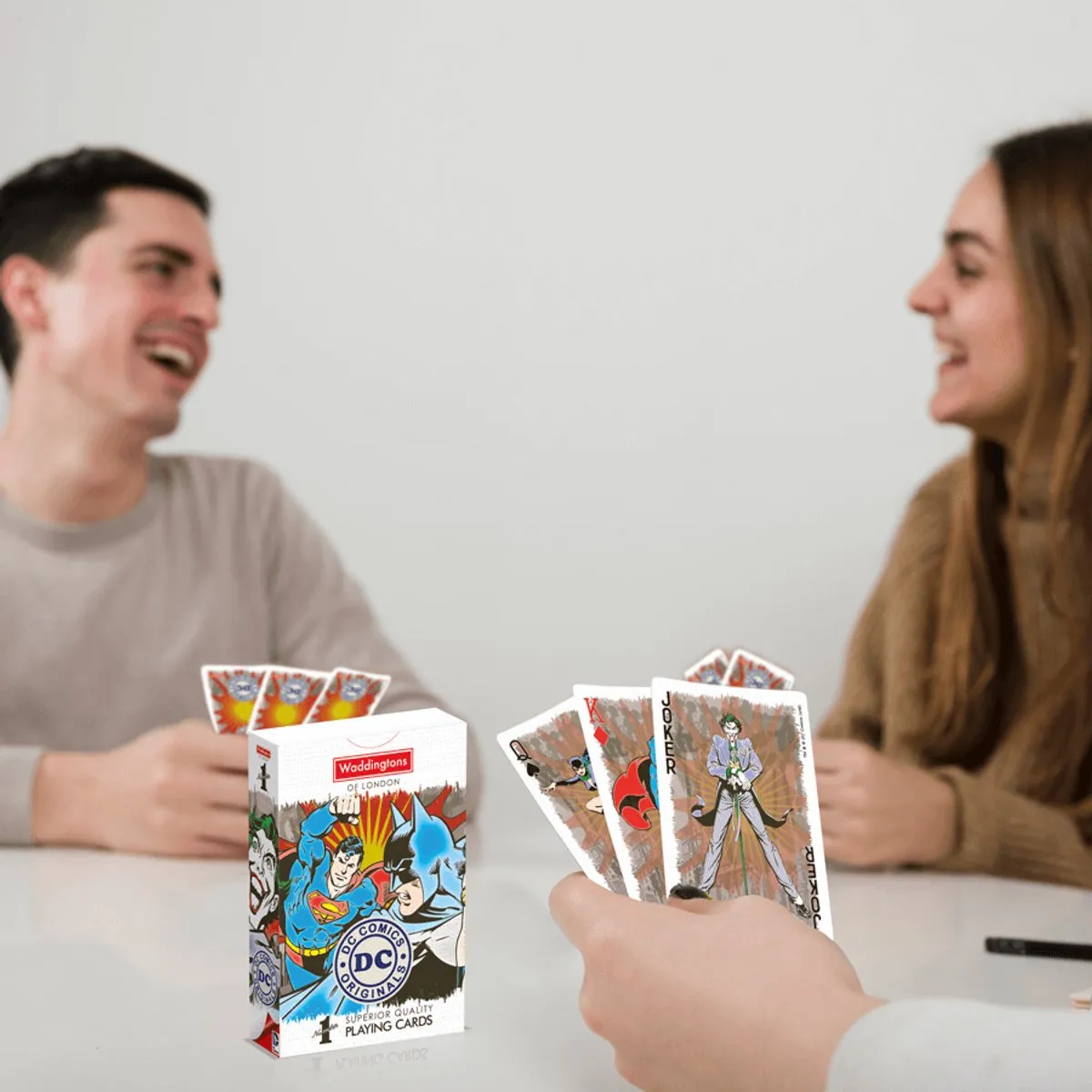 Winning Moves DC Superheroes Retro Kaartspel - 2-6 Spelers