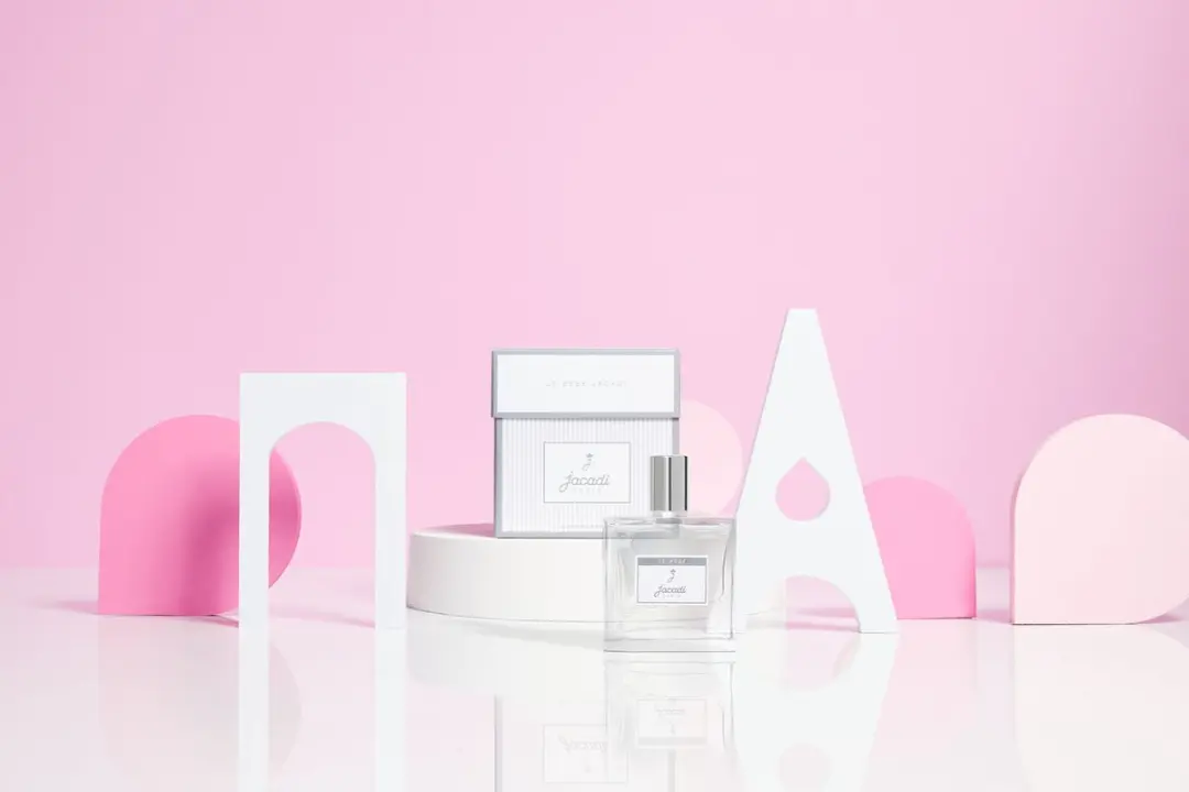 Jacadi Paris Le Bébé Geschenkset - Eau de Soin 100ml & Knuffel