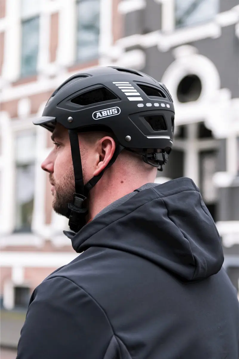 ABUS Hyban 2.0 LED Fietshelm - 52-58cm - Zwart