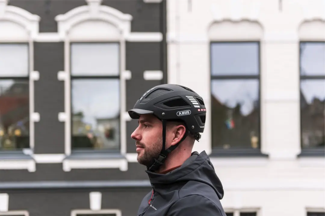ABUS Hyban 2.0 LED Fietshelm