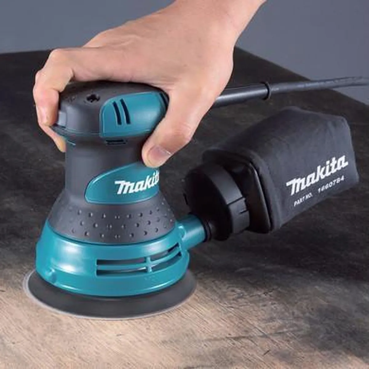 Makita BO5030K Excenterschuurmachine Ø125mm - afbeelding 6 van 6