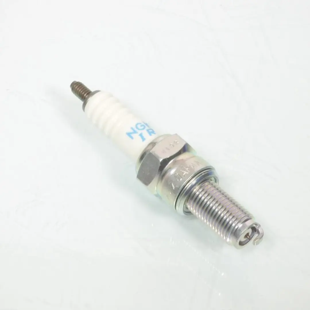 NGK MR8CI-8 Bougie Kawasaki 250 Z Sl 2015 - Wit