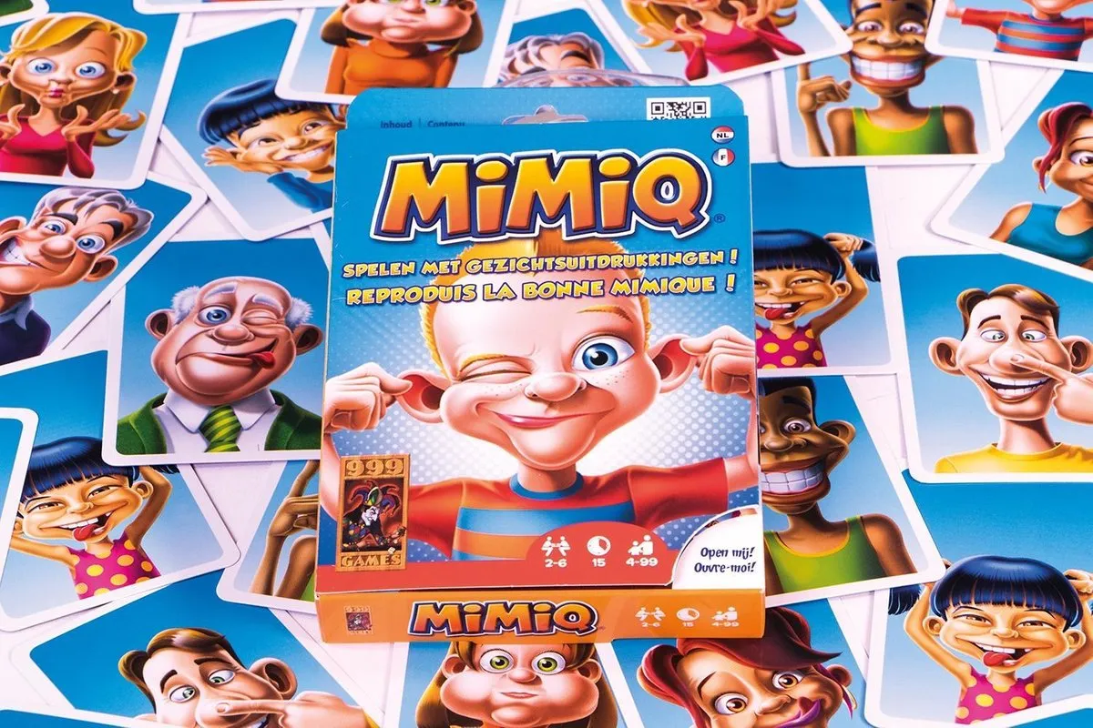 999 Games Mimiq Hilarisch Gezelschapsspel - 2-6 Spelers