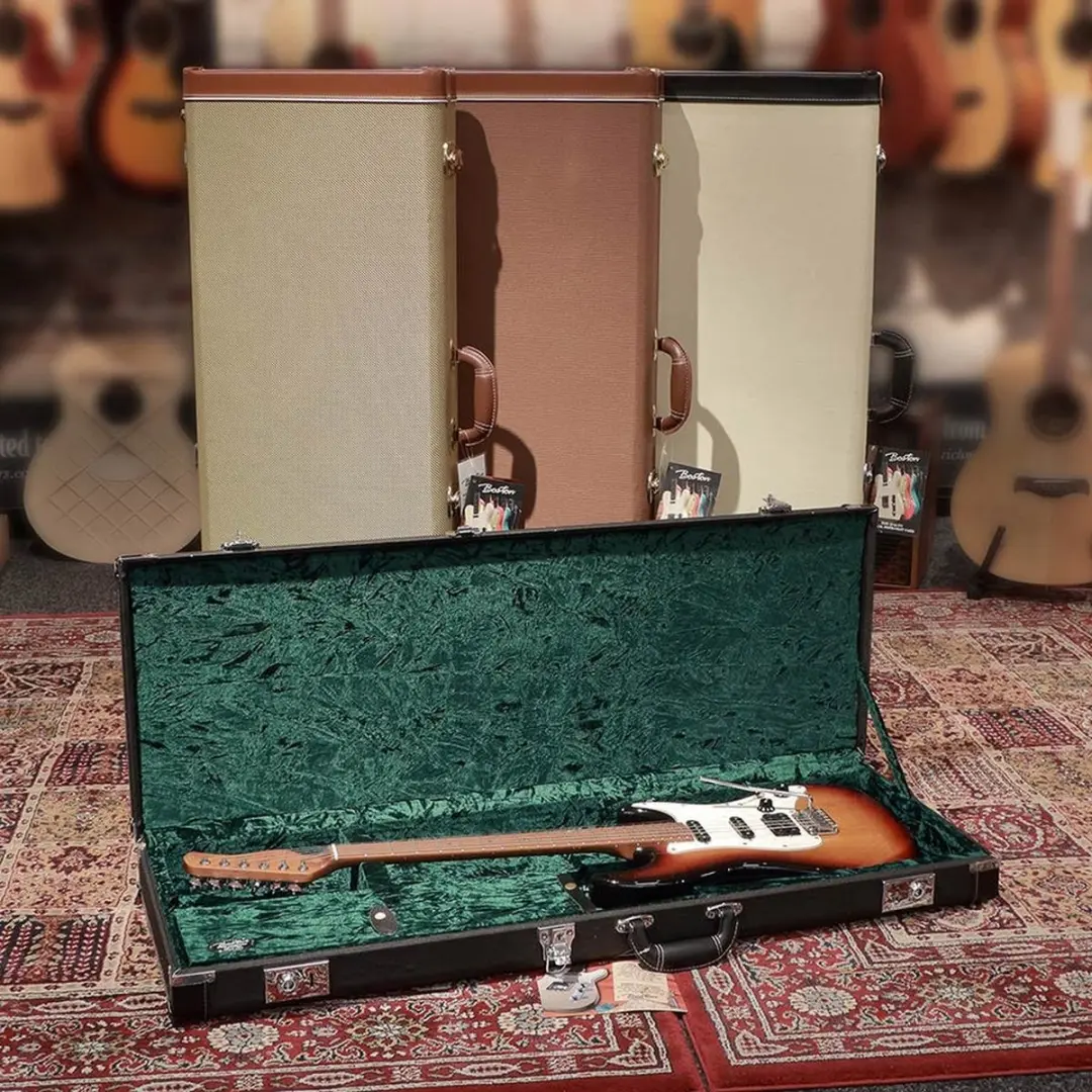 Boston California Series DGC-ST-BK Koffer - Elektrische gitaar