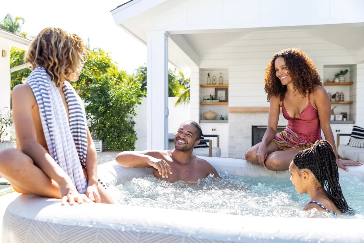 Intex Chevron Deluxe 28472NP Opblaasbare Spa 6 Persoons - 120 Jets