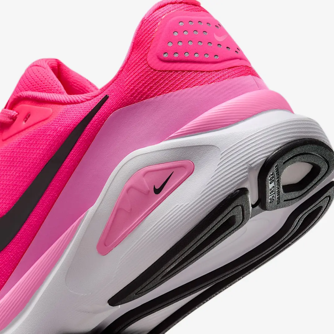 Nike Structure 26 Dames Sportschoenen Roze - Maat 38