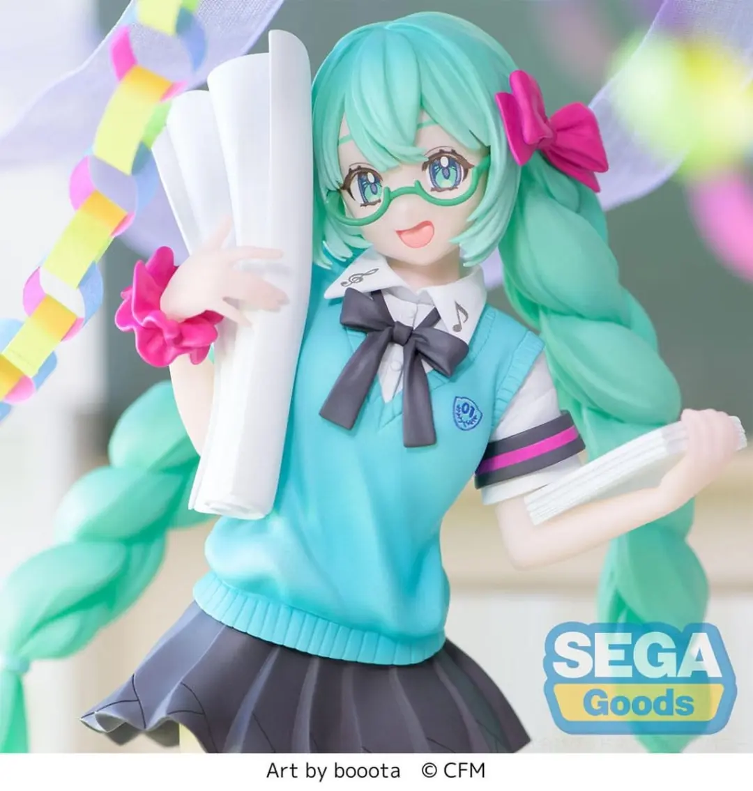 Sega Hatsune Miku Luminasta PVC Statue 18cm - Multicolor