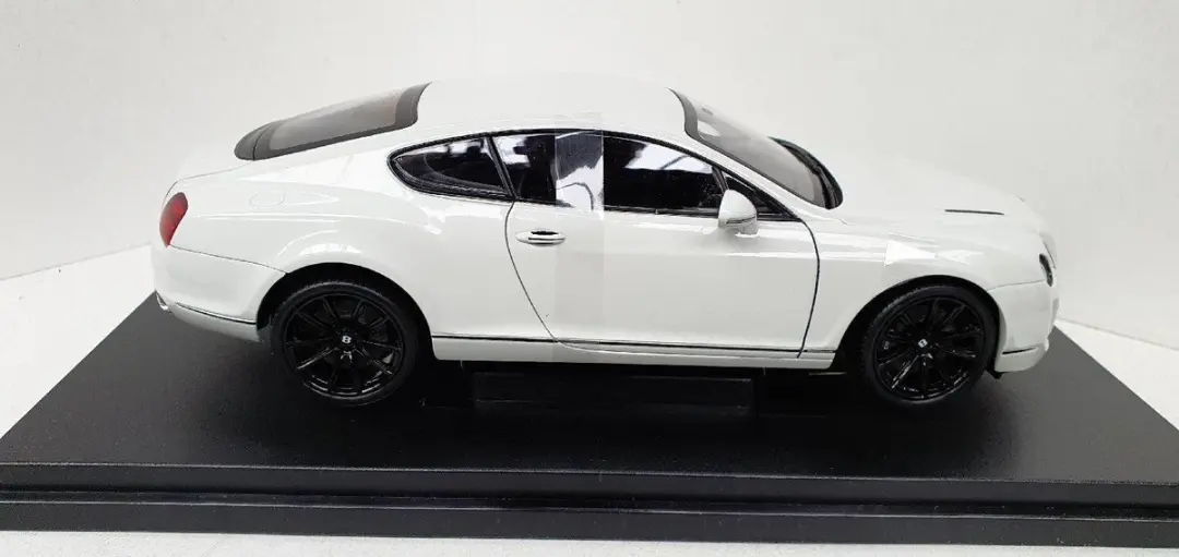 Bentley Continental Supersports 1:18 Modelauto - Wit