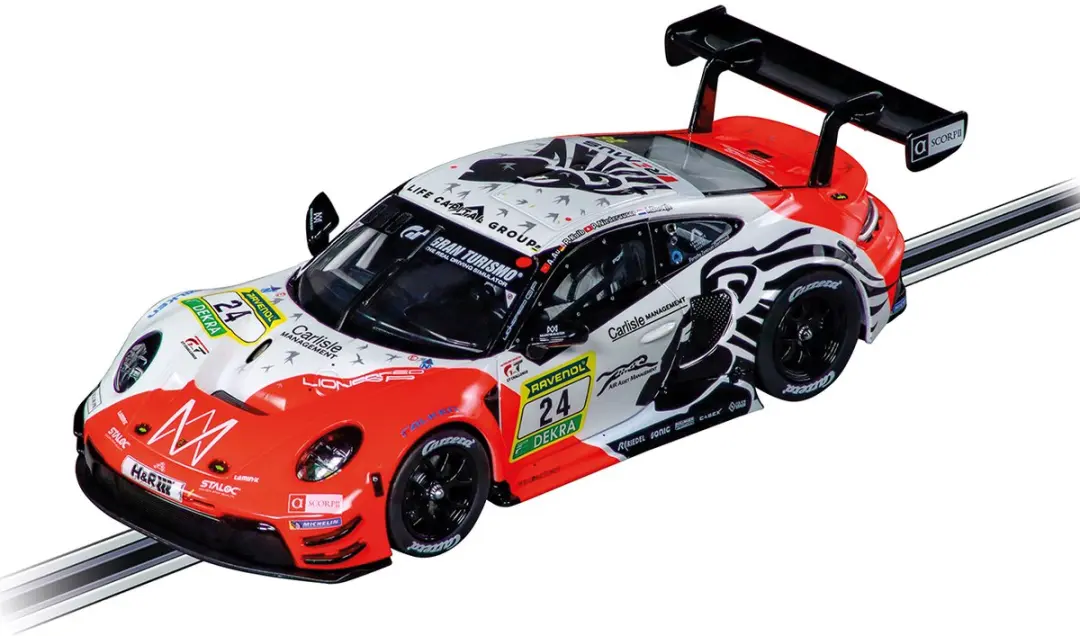Carrera Digital 132 Porsche 911 GT3 R No.24