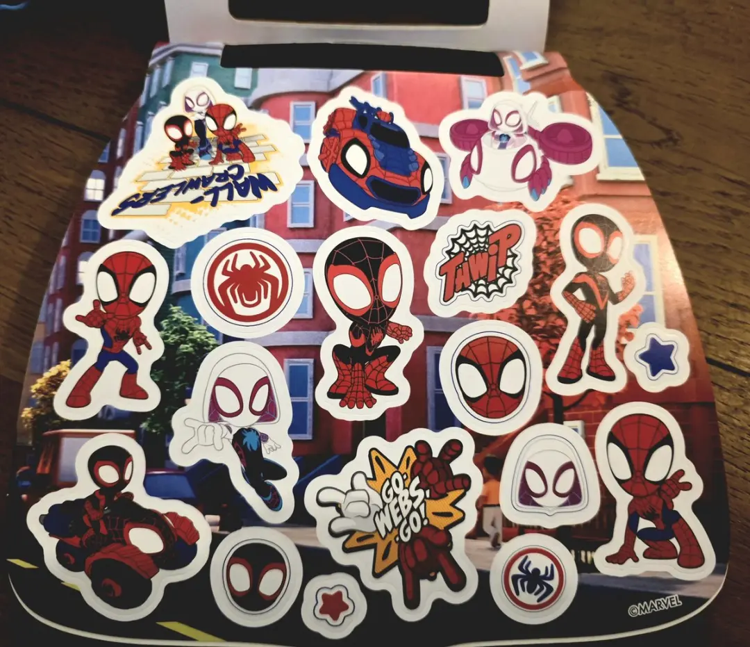Marvel Spidey and his Amazing Friends Stickerboek - 6 Stickersvellen (Tasvorm) - Holografisch Vel