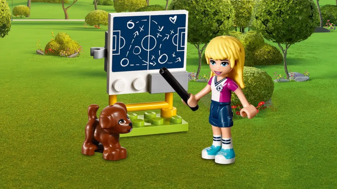 LEGO Stephanie's Voetbaltraining - 119 Stukken - 1 Minifiguur - afbeelding 6 van 6