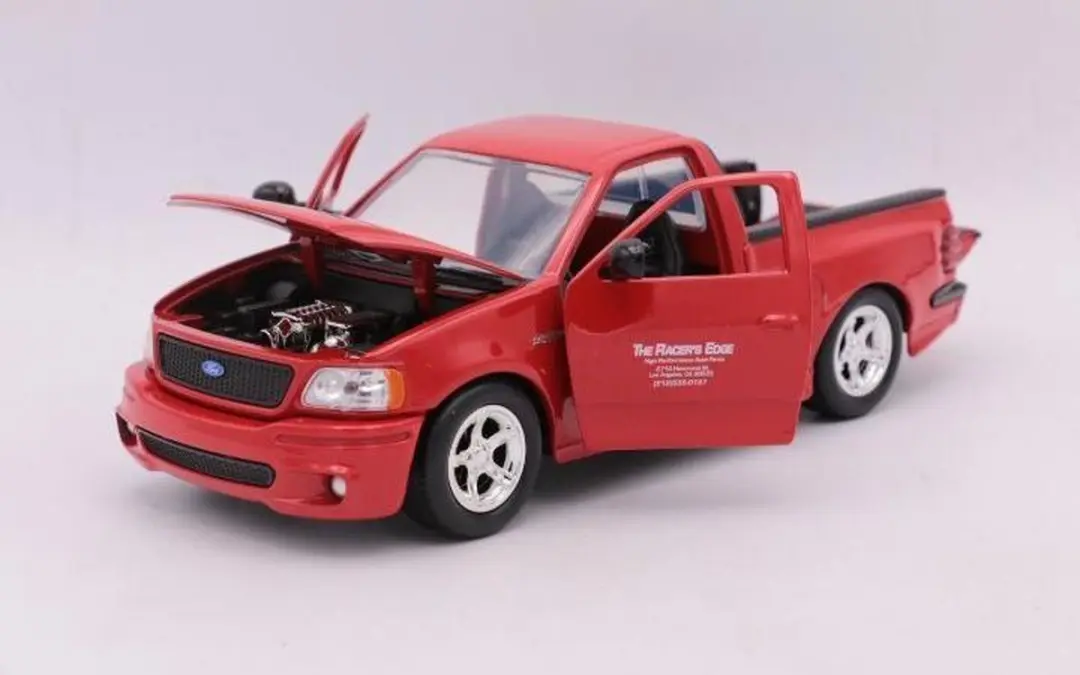 Jada Toys Ford F-150 SVT Lightning 1:24 99574 - Rood