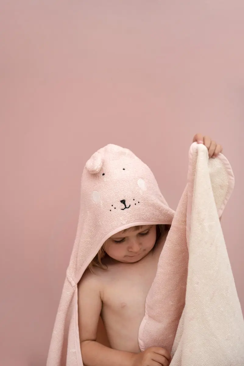 Trixie Badcape Mrs. Rabbit 75x75cm - Roze