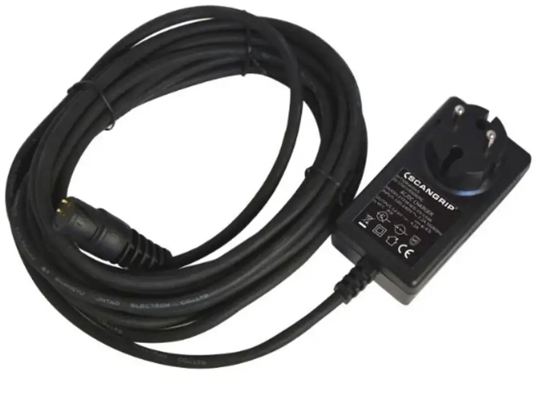 Scangrip Nova 5K C+R Lader 03.5336