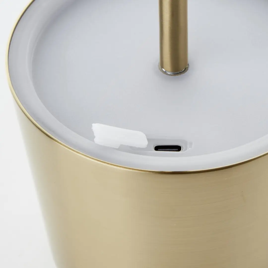 Brilliant Xaana Oplaadbare LED Tafellamp 4W - 3 Stepdim - IP44 Goud