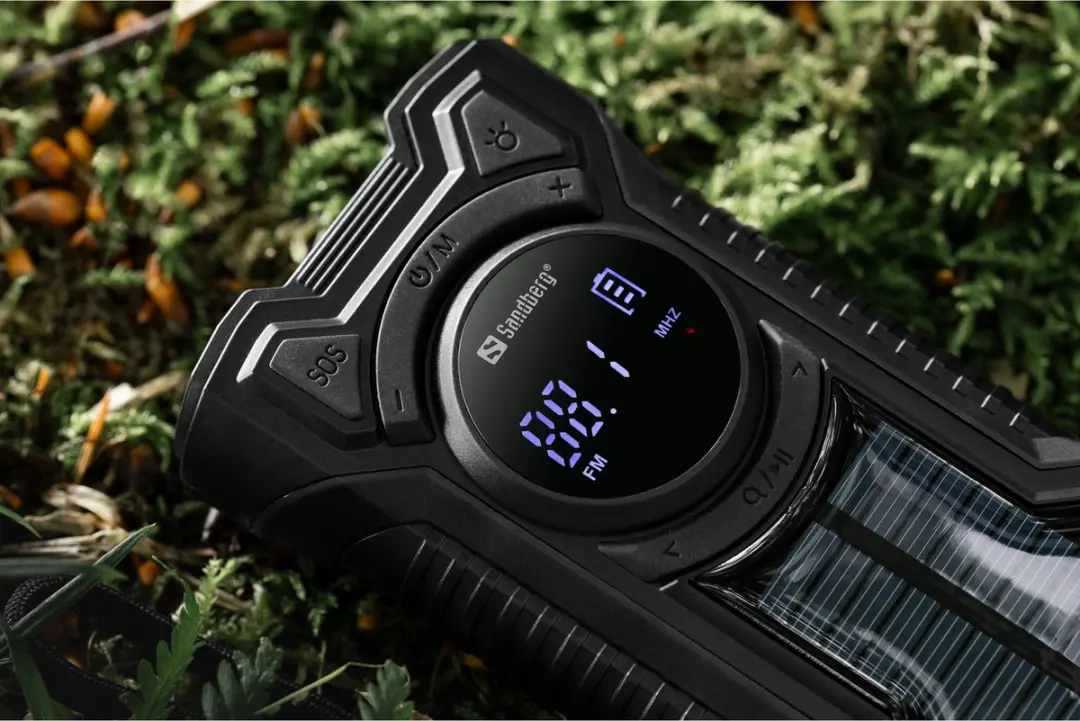 Sandberg Survivor Radio All-in-1 421-03 - 5.000mAh - Noodradio met zonnepaneel - Zwart