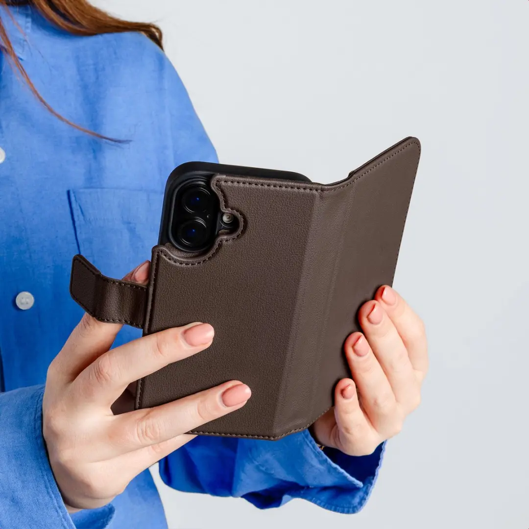 Imoshion Bookcase Hoesje Samsung Galaxy A26 - 2-in-1 Bruin
