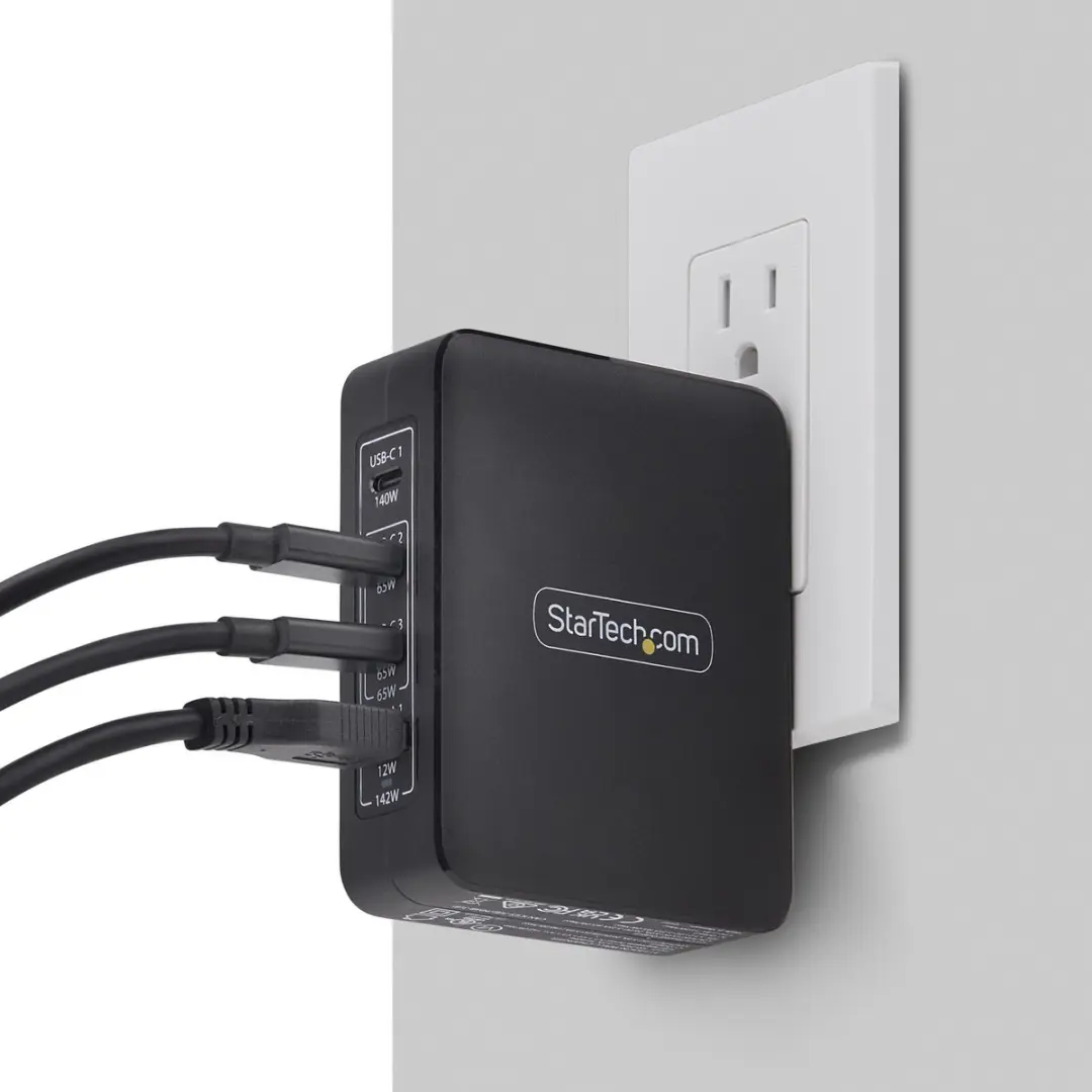 Startech 3114GCU-WALL-CHARGER Adapter - 4x USB - Type A - Zwart