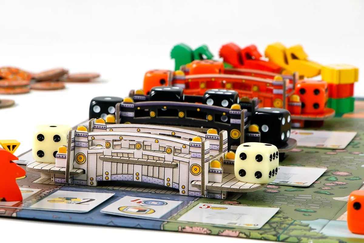 999 Games Het Witte Kasteel van Himeji Tactisch Bordspel - 4 Spelers