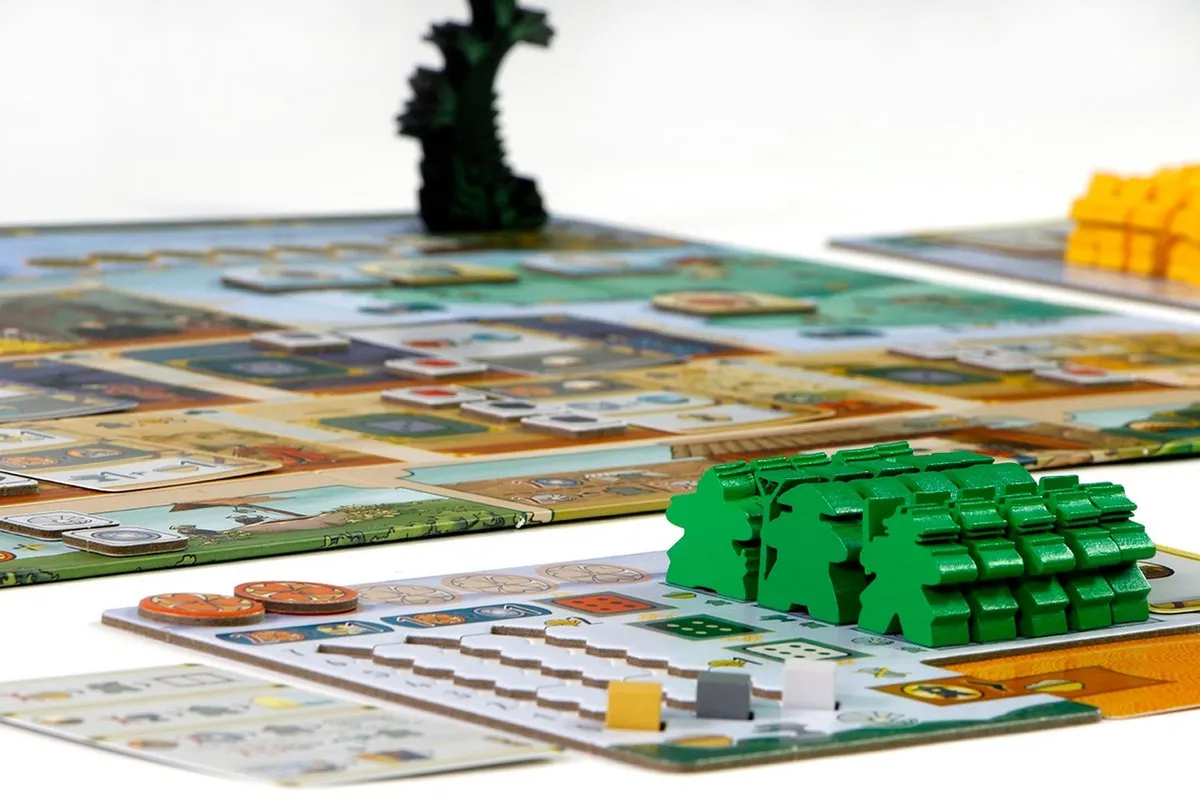 999 Games Het Witte Kasteel van Himeji Tactisch Bordspel - 4 Spelers