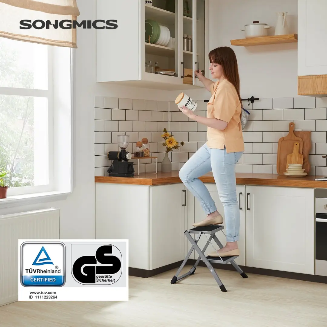 Songmics Huishoudtrap 2 treden - Antislip - 150 kg