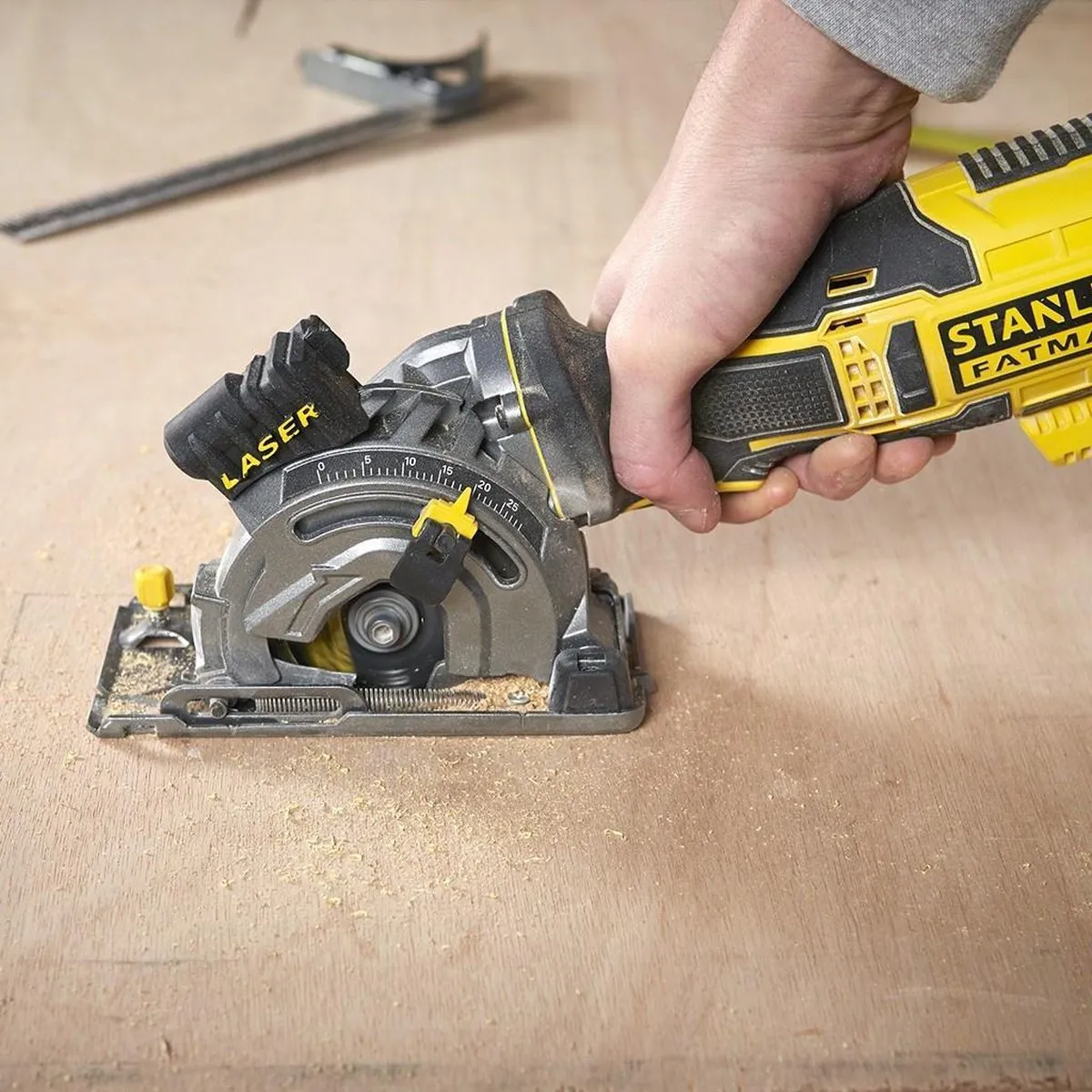 Stanley FatMax 650W Multimateriaalzaag 89mm FME380K-QS