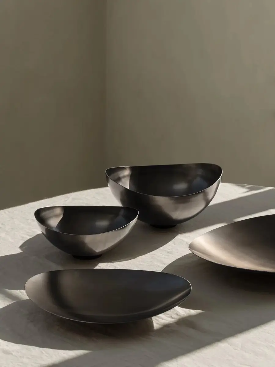 Blomus Ondea Schaal Plat Burned Metal
