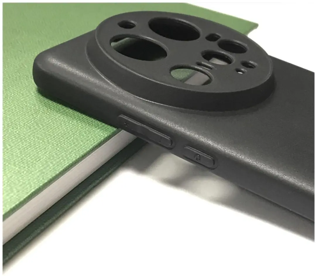Selected by GSMpunt Xiaomi 15 Ultra Hoesje - Zwart Dun TPU