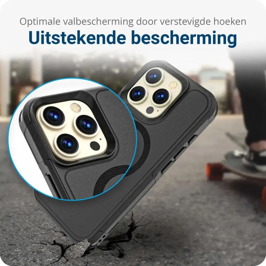 Selected by GSMpunt.nl iPhone 16 Pro Max MagSafe Hoesje - Dual-Layer Zwart