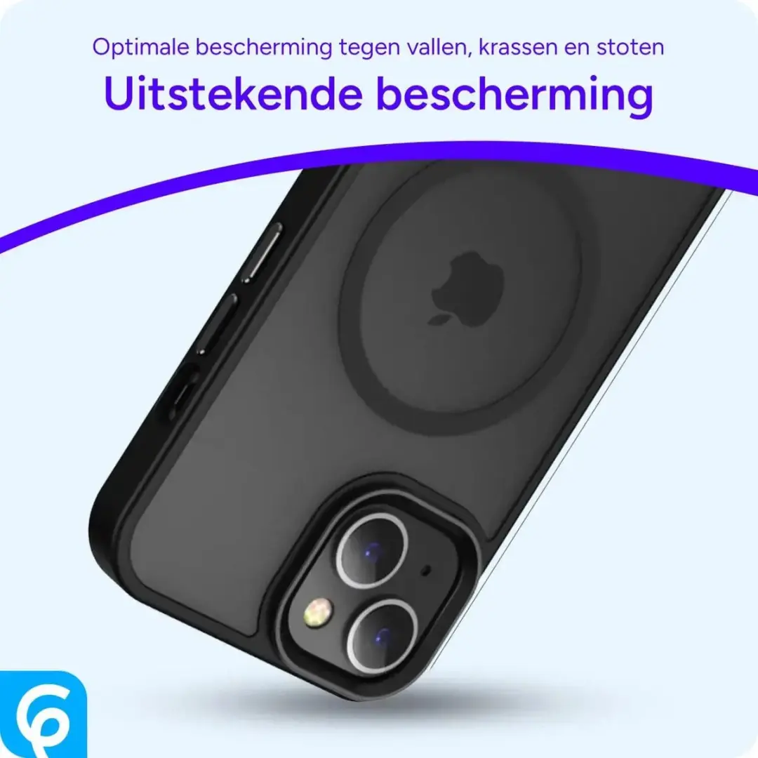 Selected iPhone 15 MagSafe Hoesje - Mat Zwart