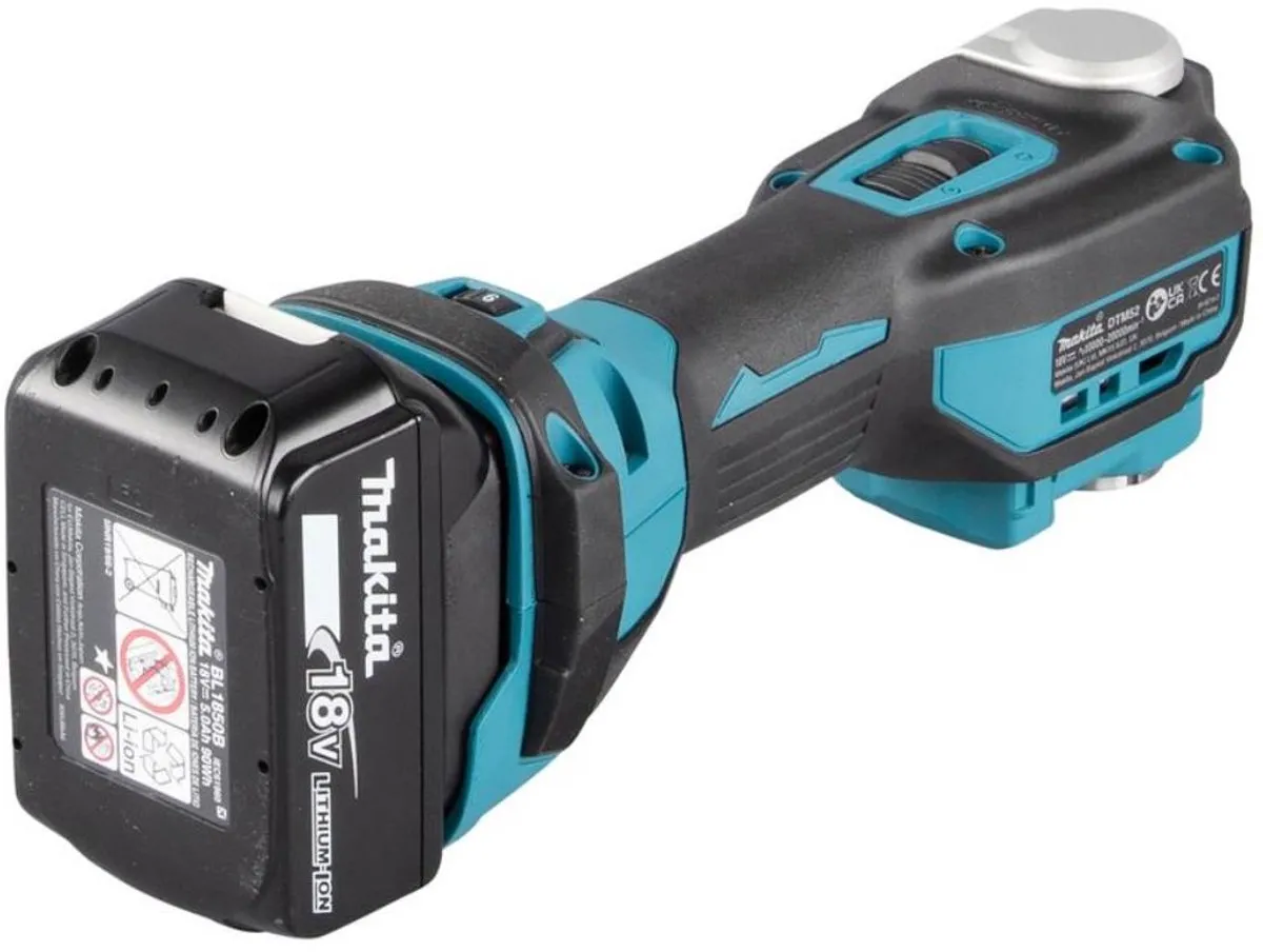 Makita DTM52RTJX1 Multitool - 2x 5.0Ah