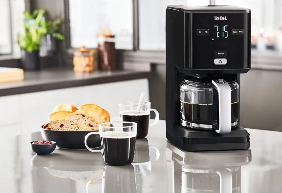 Tefal Smart & Light CM6008 Koffiezetapparaat - 15 Kopjes - Zwart