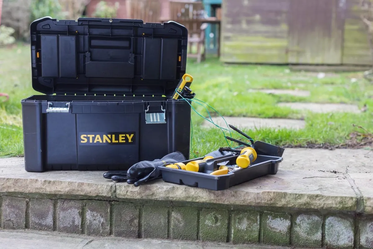 Stanley Essential Gereedschapskoffer 19" - 2-delig - Zwart/Geel