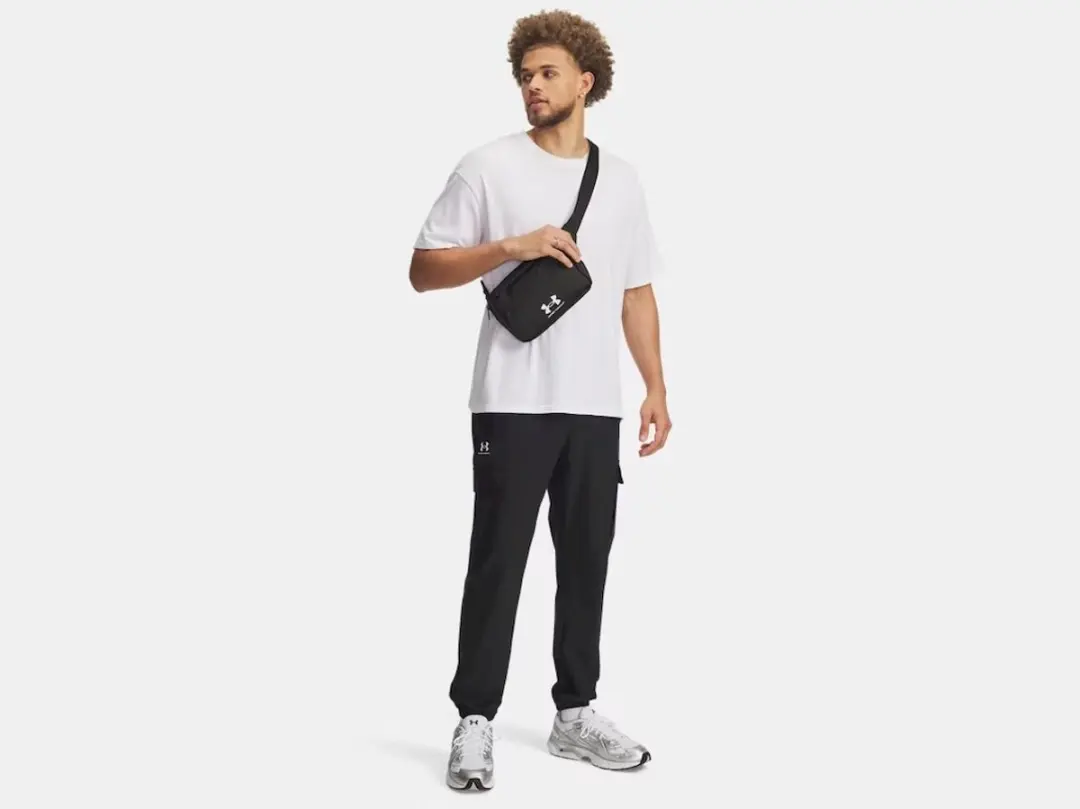 Under Armour UA Vibe Woven Cargo Pants 1386558-001 - Heren Trainingsbroek XL - Zwart