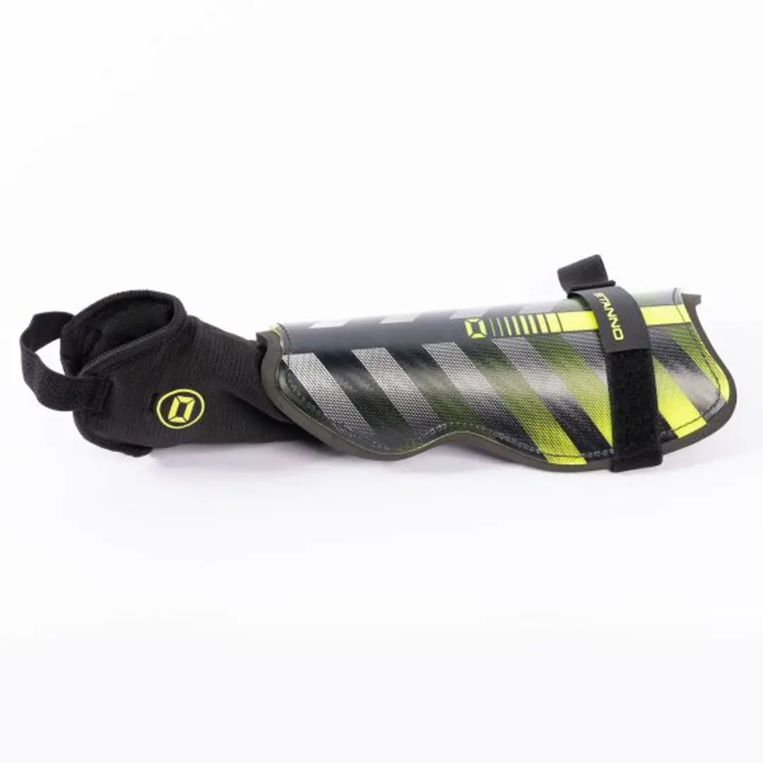 Stanno Liga IV Shin Guards Scheenbeschermers S - Zwart/Neon Geel