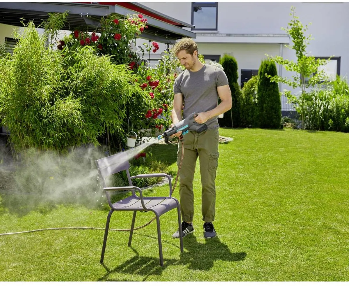 Gardena AquaClean 24/18V P4A Hogedrukreiniger - 24 bar - 2500mAh