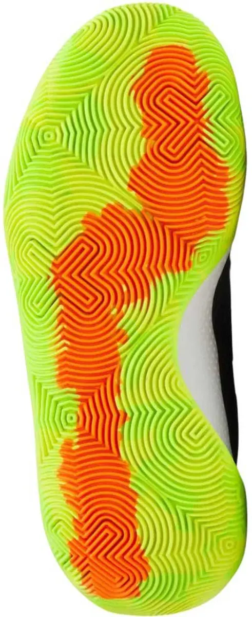 Under Armour GS Jet '25 Basketbalschoenen - EU 35.5 - Zwart