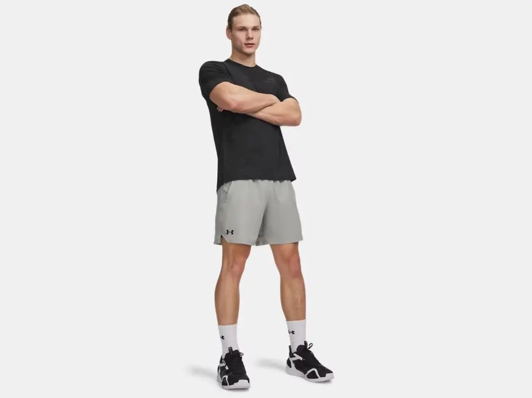 Under Armour UA Vanish Woven 6in Shorts - Grijs