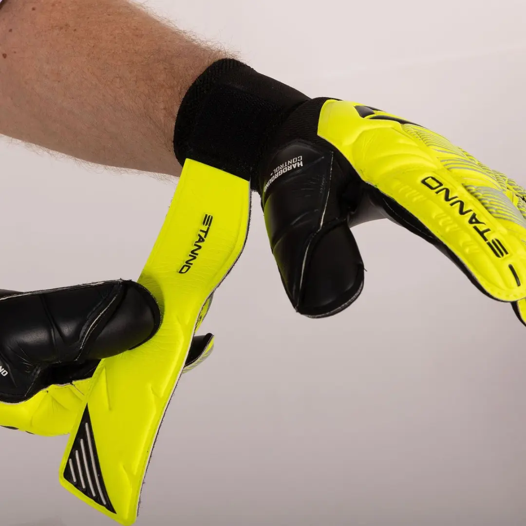 Stanno Hardground Keepershandschoenen V - Maat 7.5 - Geel/Zwart