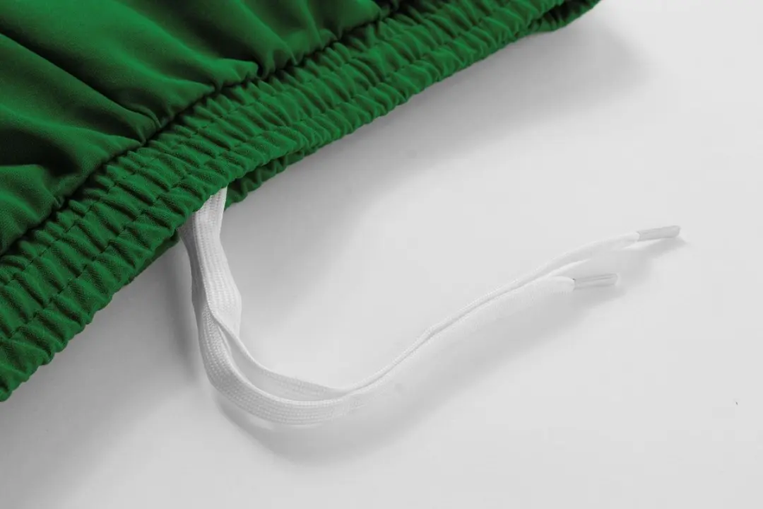 hummel Euro Shorts II Sportbroek S - Groen