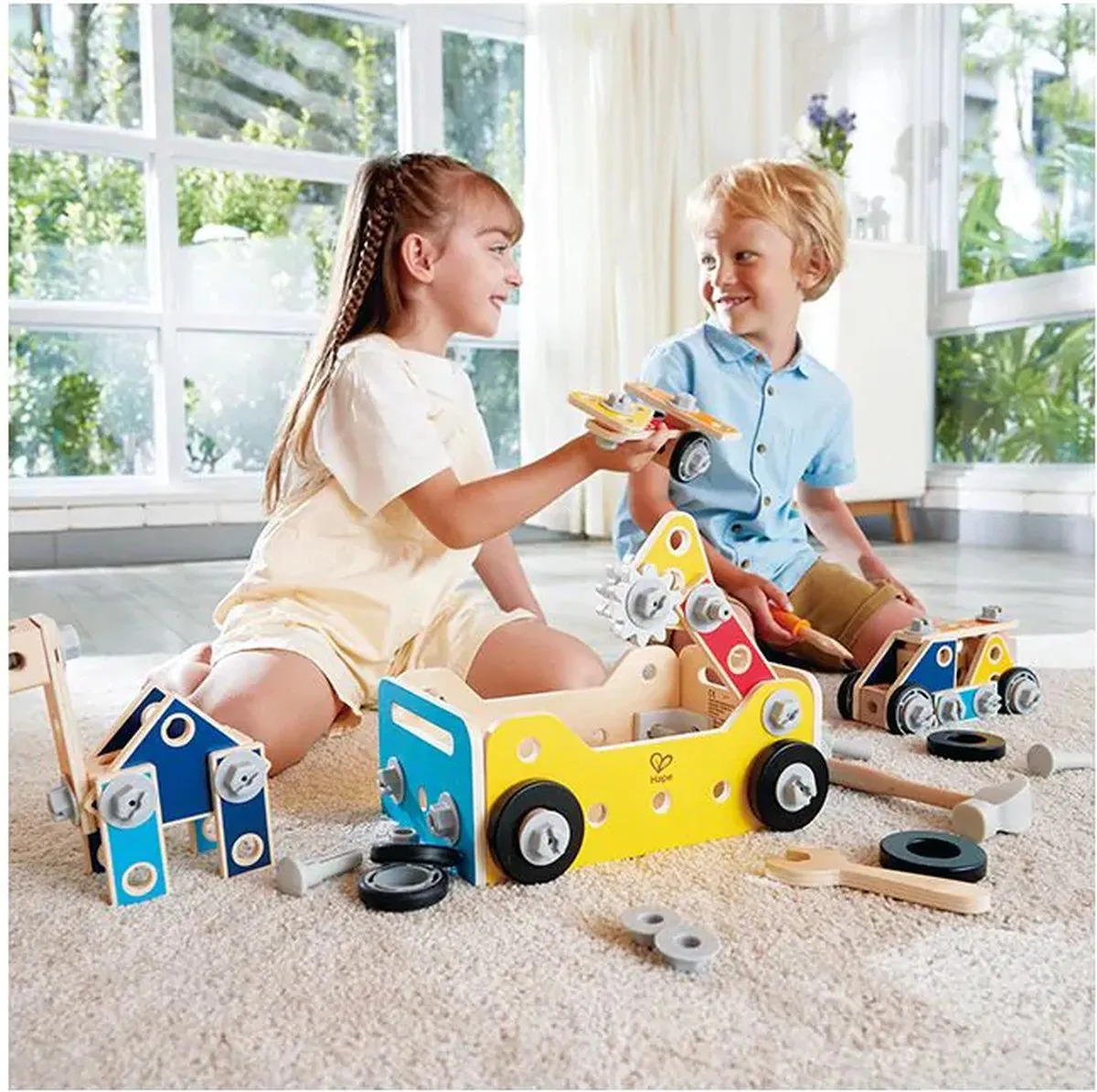 Hape Houten Gereedschapskist - 83 Onderdelen - Multicolor