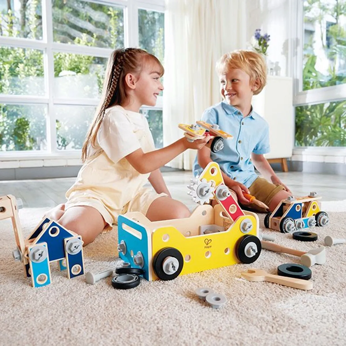 Hape Houten Gereedschapskist - 83 Onderdelen - Multicolor