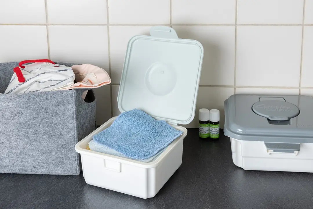 Cheeky Wipes Premium Alles-in-één Kit - 25 Bamboe Billendoekjes Wit