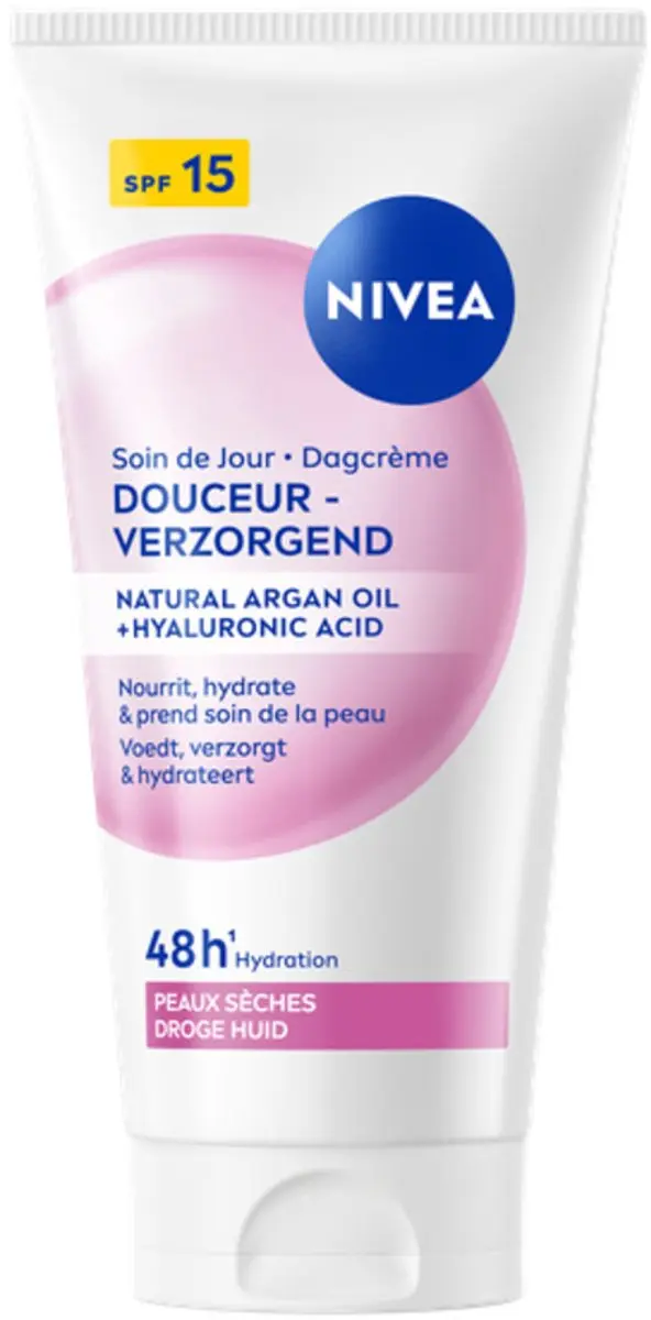 NIVEA Essentials Dagcrème SPF15